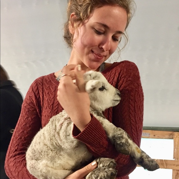 Meet your Posher, Kelsey - Picture 1 of 1